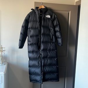 Women’s Northface Small Down Parka (long)
